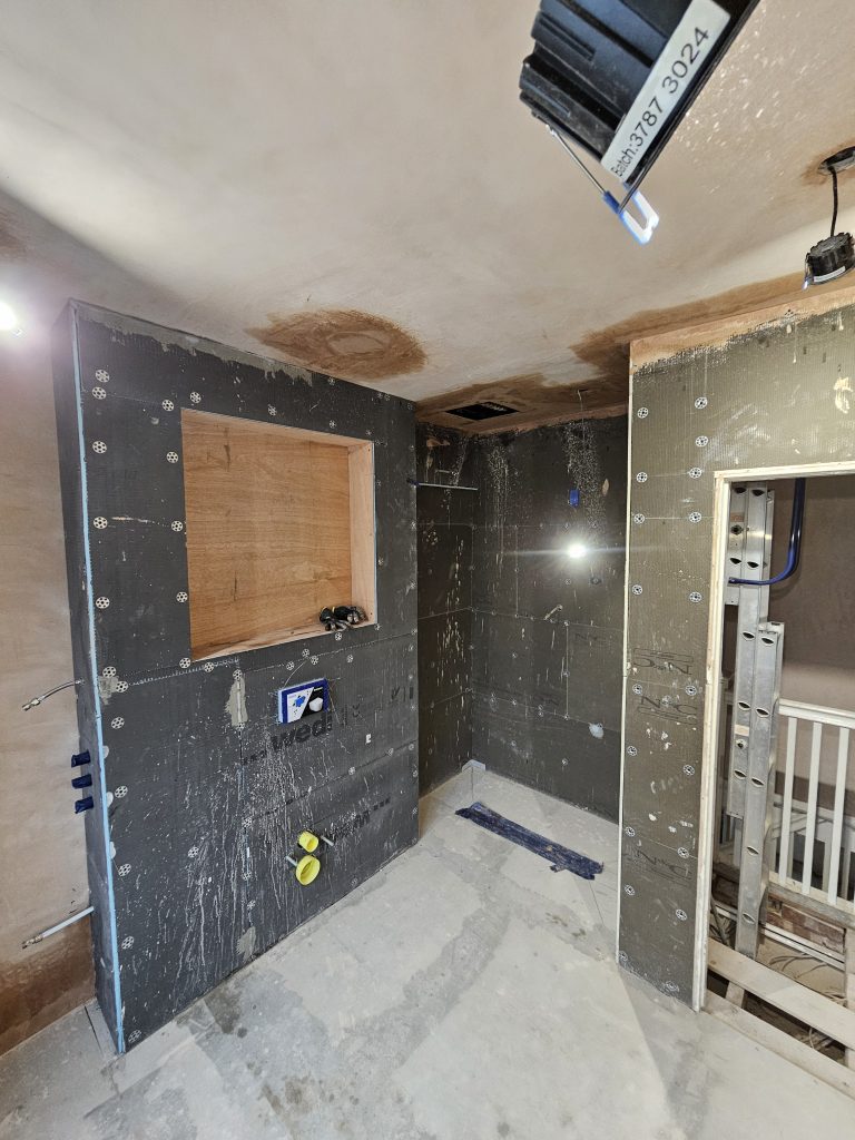 Bathroom before microcement installation