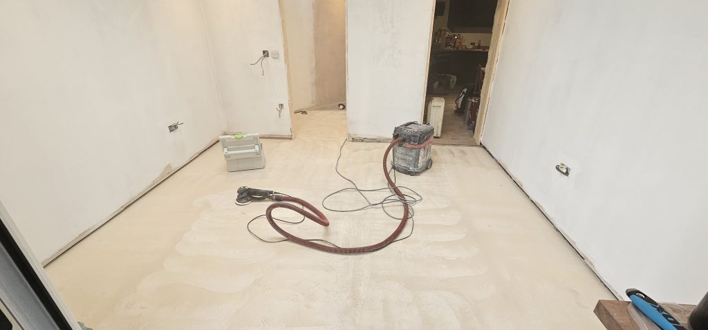 Floor before microcement installation